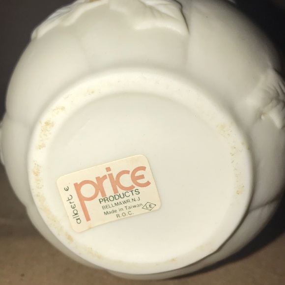 Beaded Vase - Picture 5 of 5